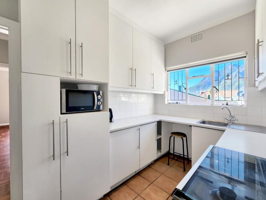To Let 2 Bedroom Property for Rent in Gardens Western Cape